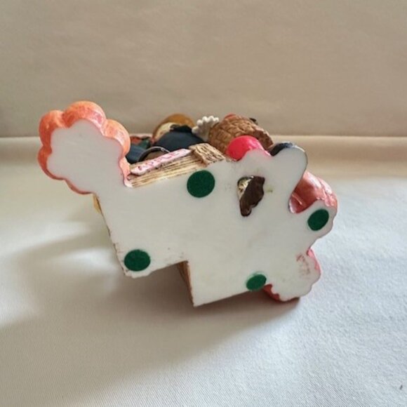 Scarecrow Figurine - Picture 7 of 8